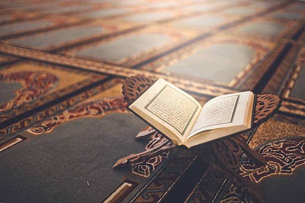 QURAN PR AMAL KAISAY? 2019